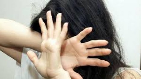 aggressione donna in fin di vita