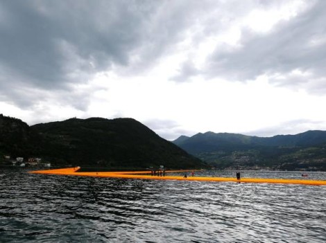 Lago d’Iseo, percorribile grazie ad un’installazione galleggiante ...