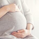 Europarlamento: sfruttamento maternità surrogata, matrimoni forzati e adozioni illegali sono ora reato